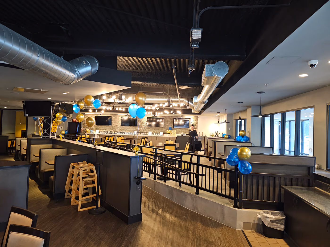 12 Sixty Modern Pub & Kitchen