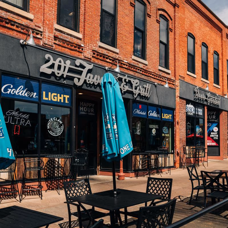 201 Tavern & Grill photo 2