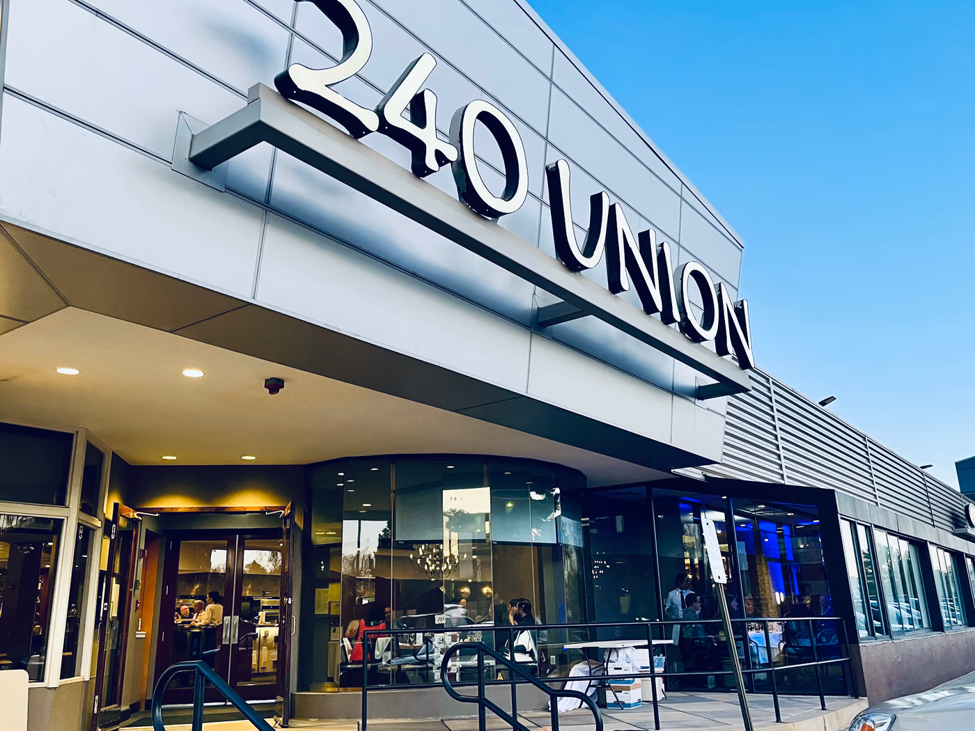 240 Union Restaurant
