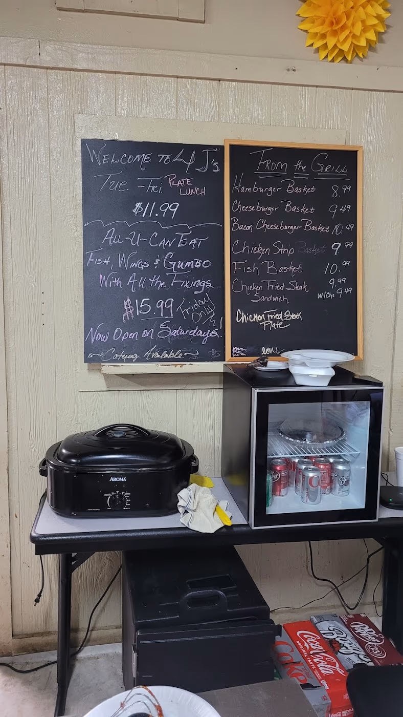 4J's Family Restaurant photo 2