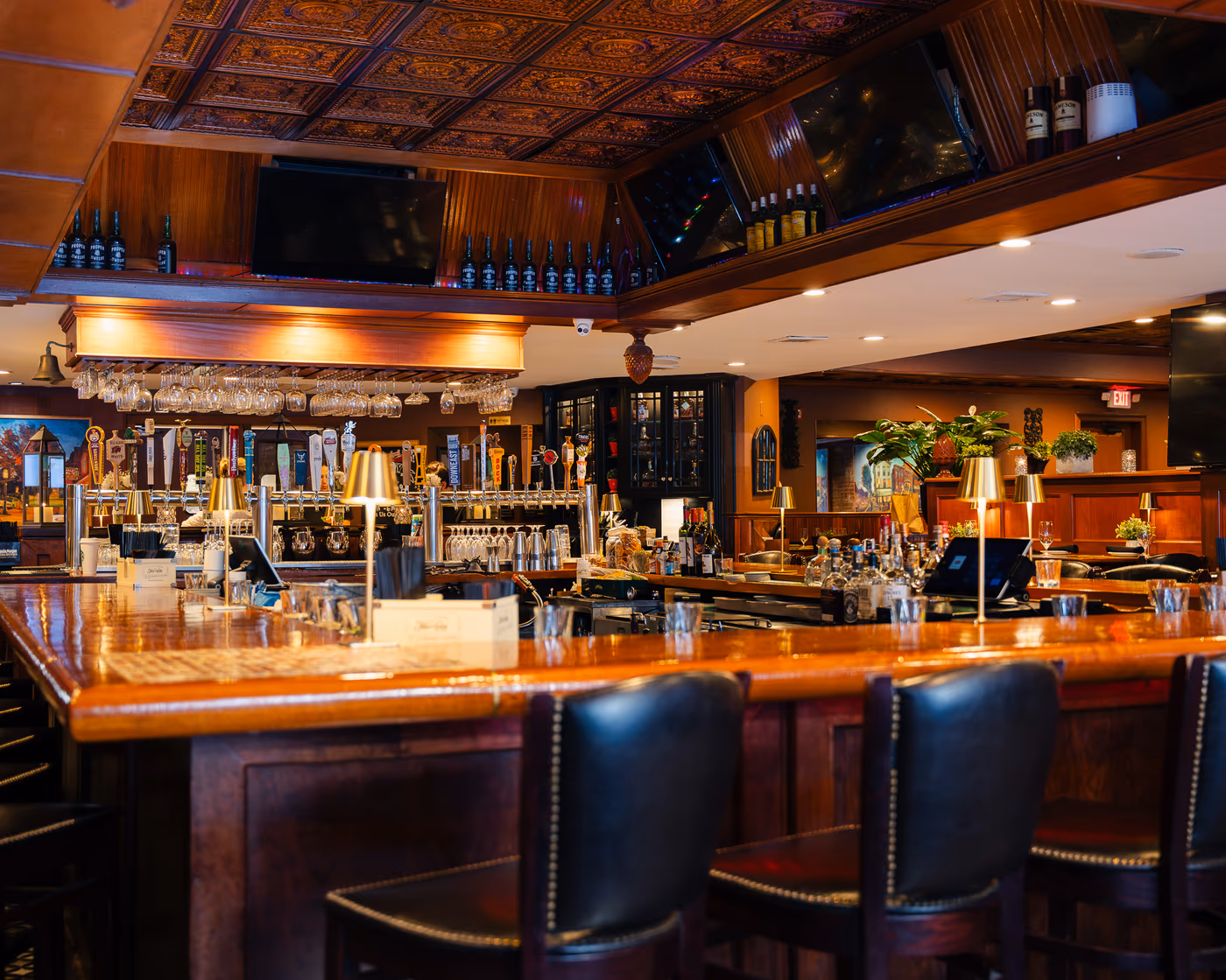 54 Main Bar & Grille