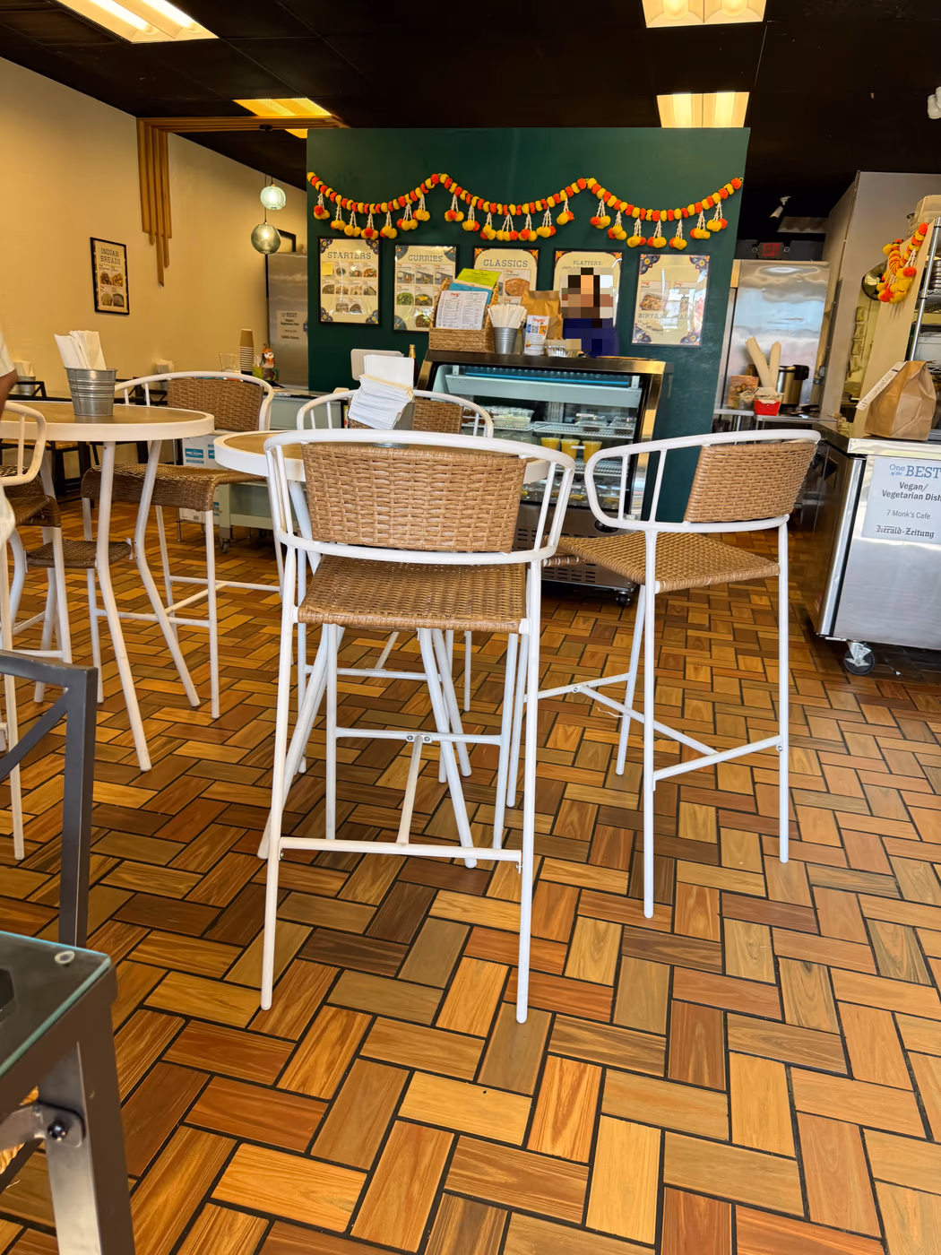 7 Monk's Café