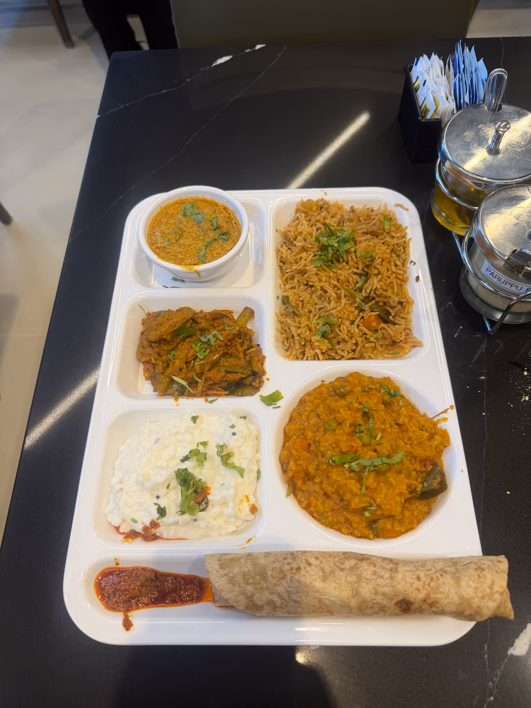 A2B Indian Veg Restaurant photo 3