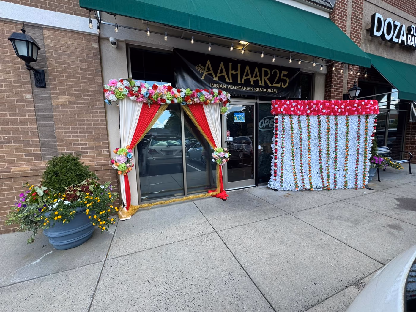 Aahaar25 Indian Vegetarian Restaurant photo 3