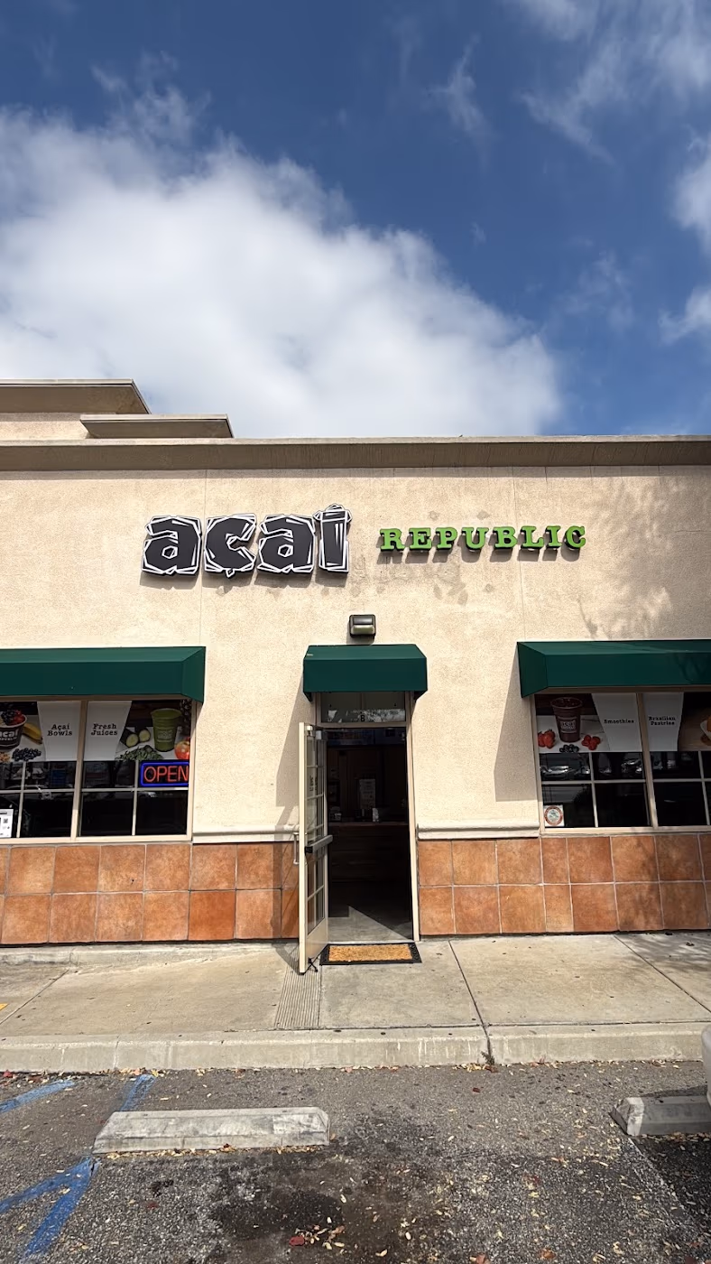 Acai Republic La Habra photo 2