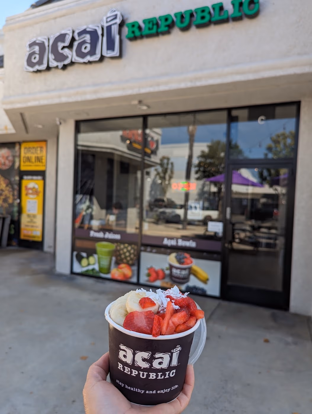 Acai Republic Pomona photo 4