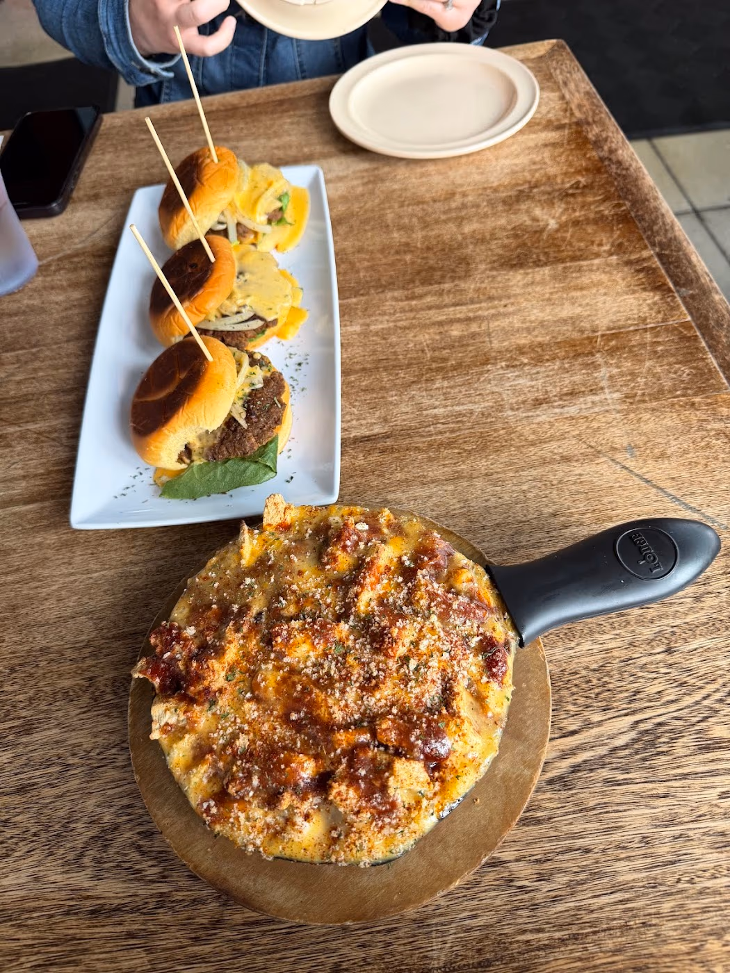 Aisha's Plant-Based Eatery
