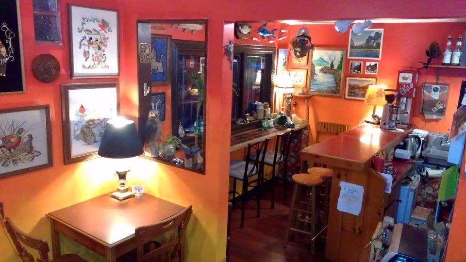 A Muddy Cup Cafe' & Roastery