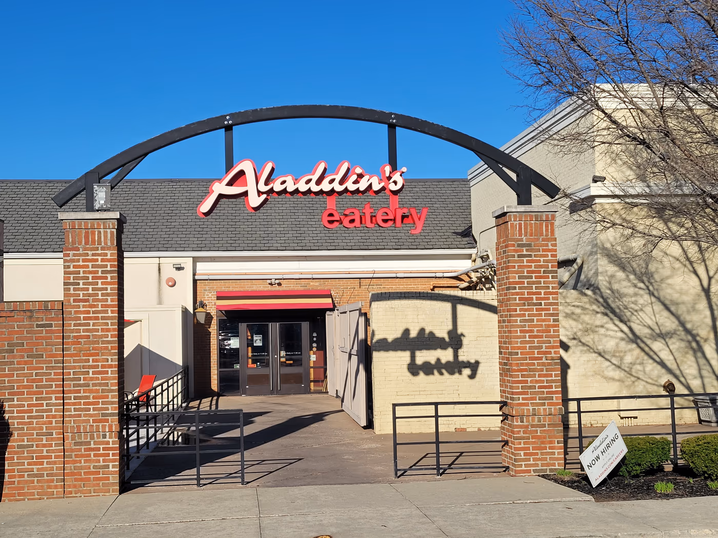 Aladdin's Eatery Worthington