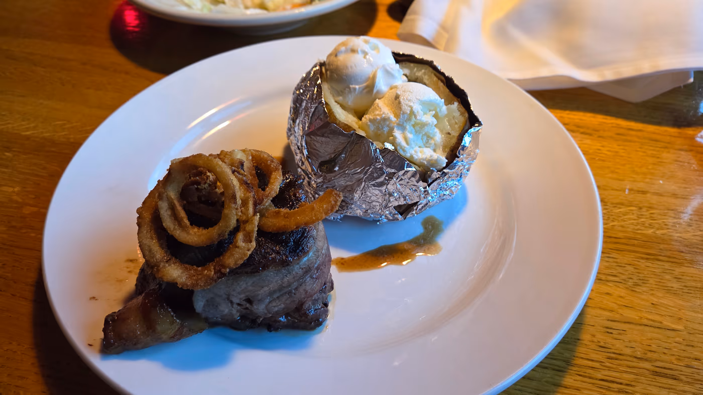 Alamo Steakhouse & Saloon photo 2