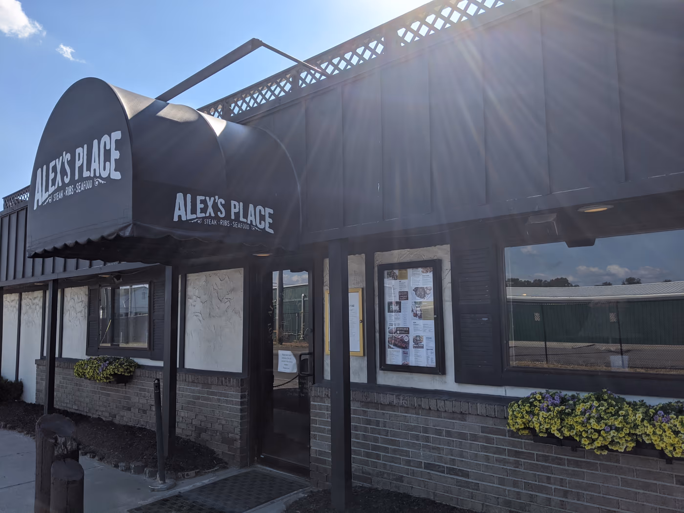 Alex's Place photo 4