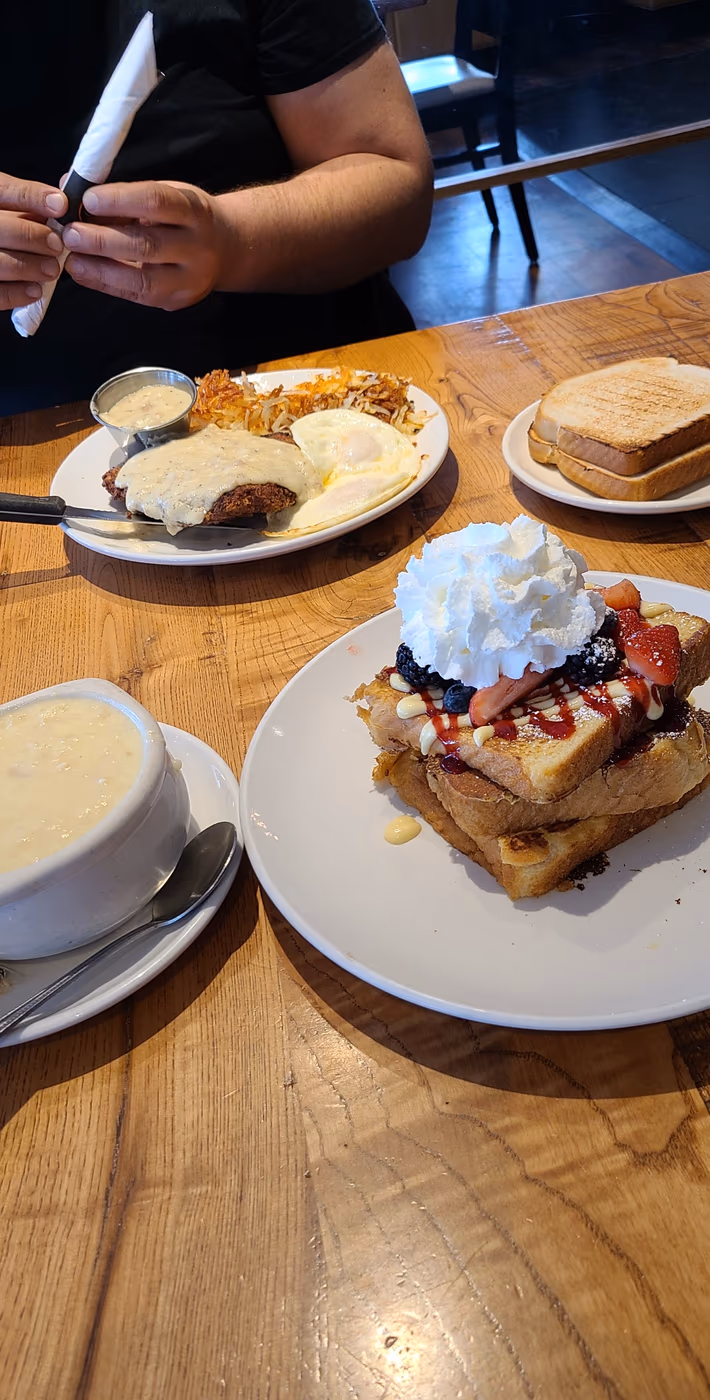 Alexander's Cafe photo 3