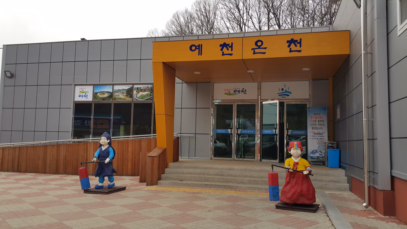 Alpha Omega Grill & Bakery photo 2