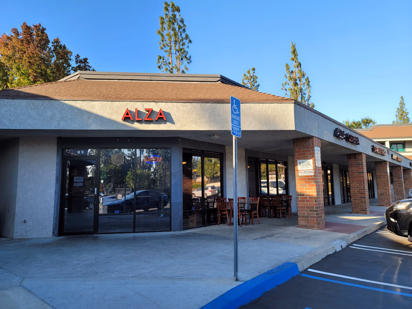 Alza Osteria