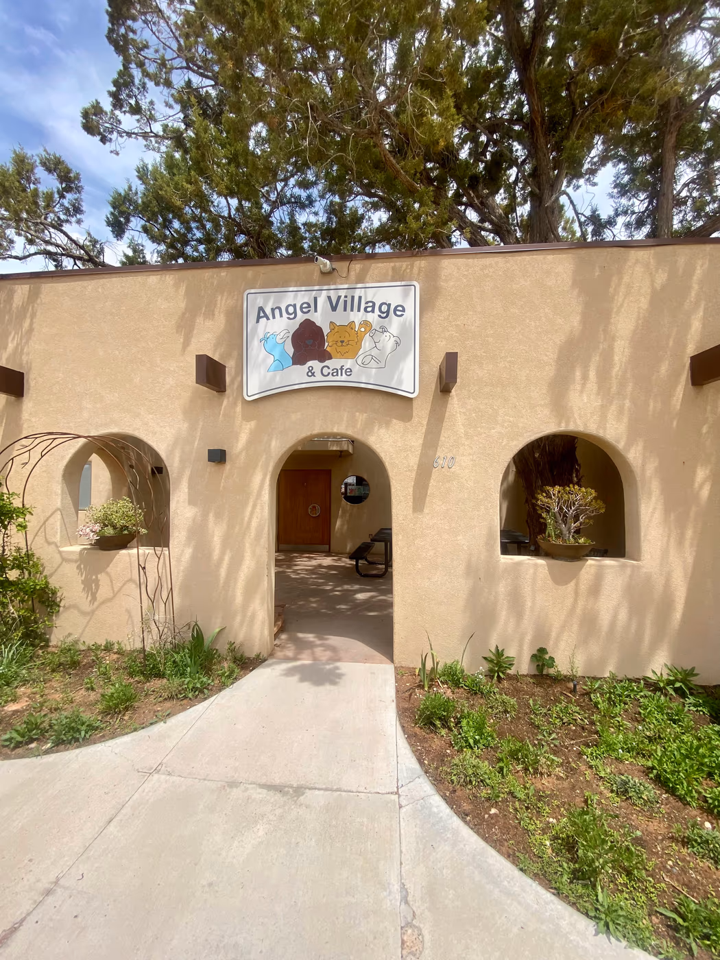Angel Village Cafe