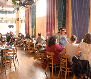Annapurna’s World Vegetarian Café
