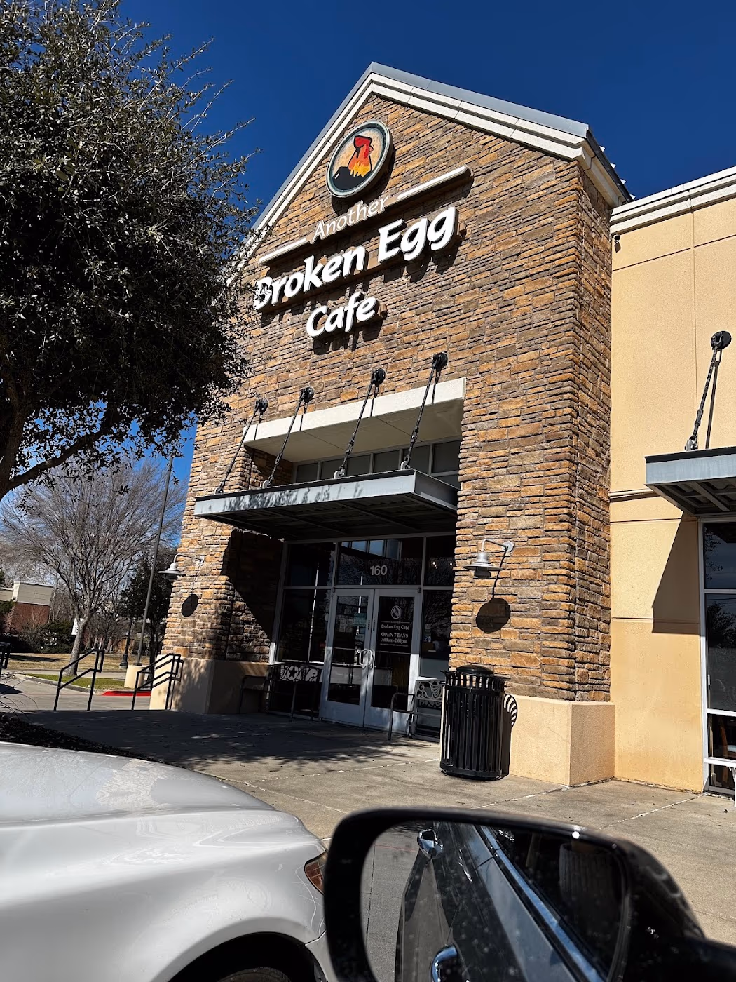Another Broken Egg Cafe