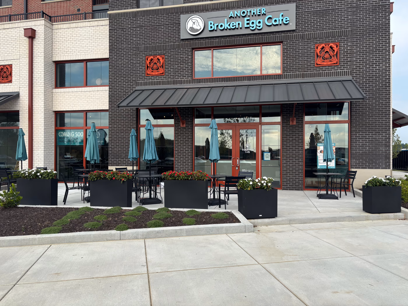 Another Broken Egg Cafe