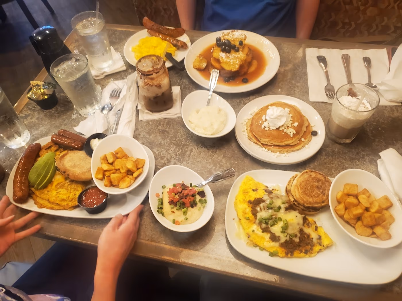 Another Broken Egg Cafe photo 3