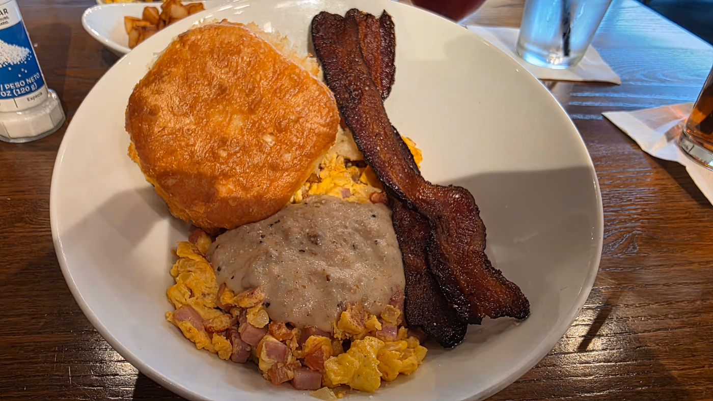 Another Broken Egg Cafe photo 4