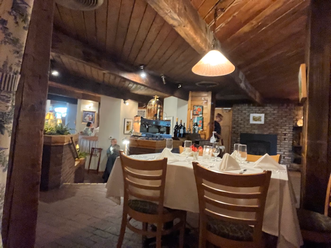 Anthony's Restaurant & Bistro