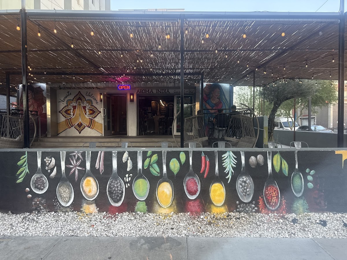 Aroma India (Cuisine and Bar)