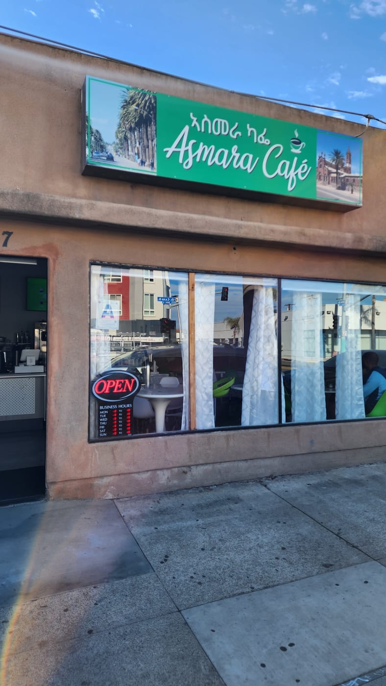 Asmara Cafe/restaurant