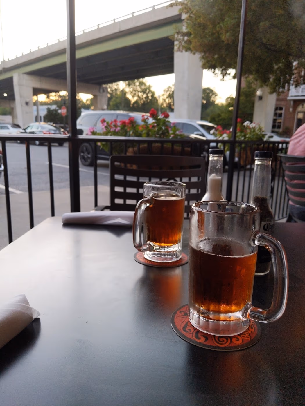 Ate Track Bar & Grill photo 3