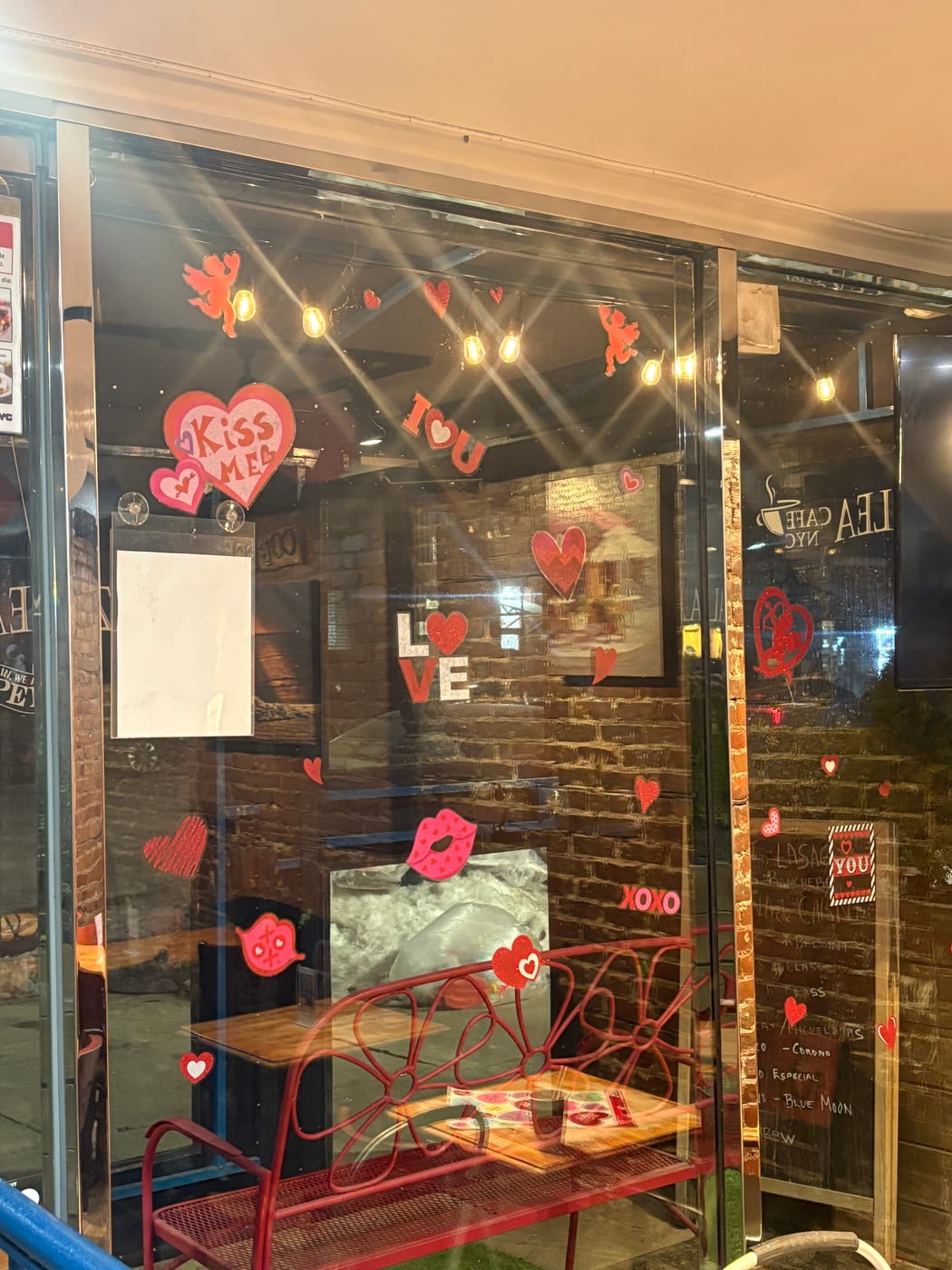Azalea Café