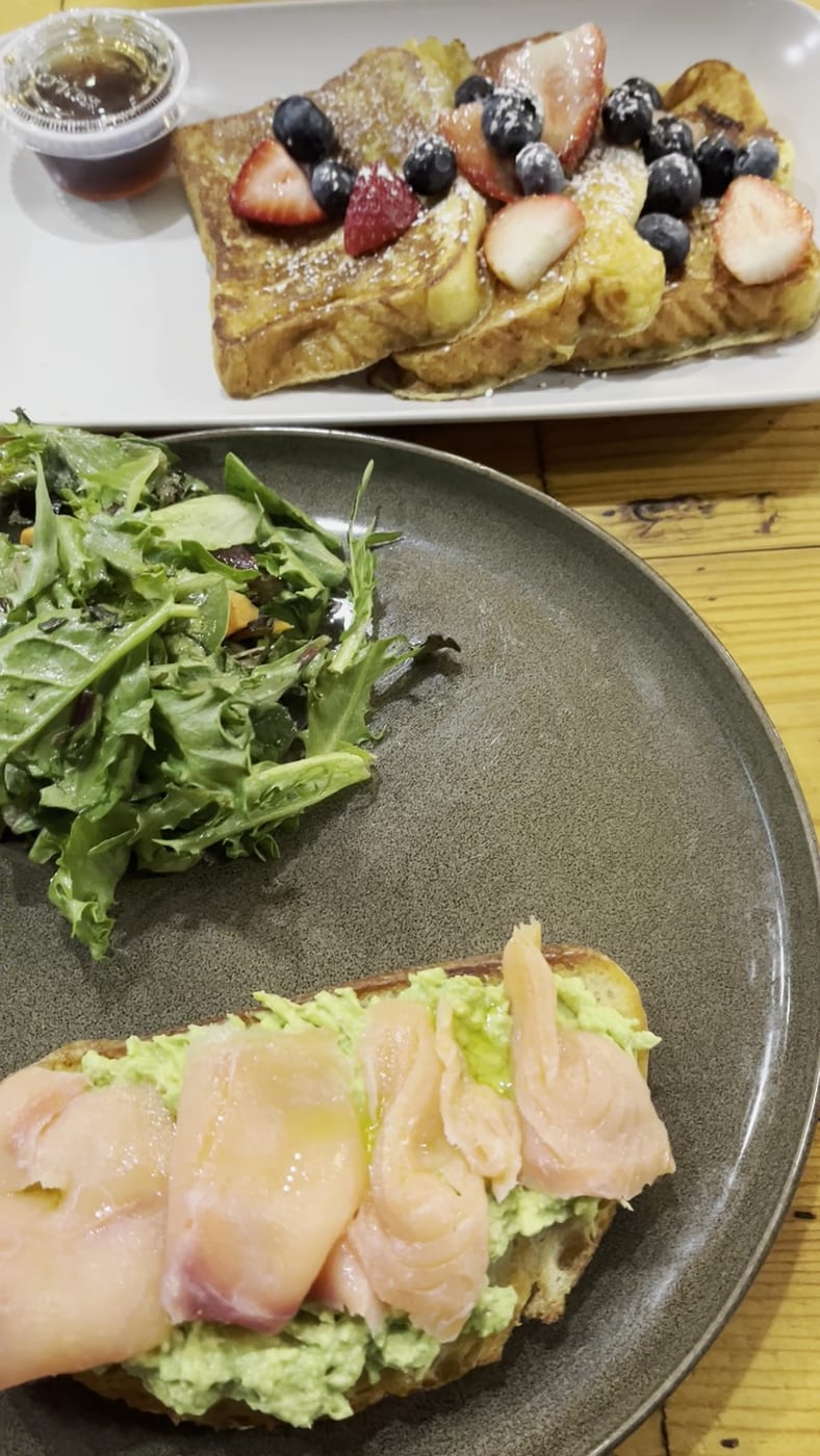 Azalea Café photo 4