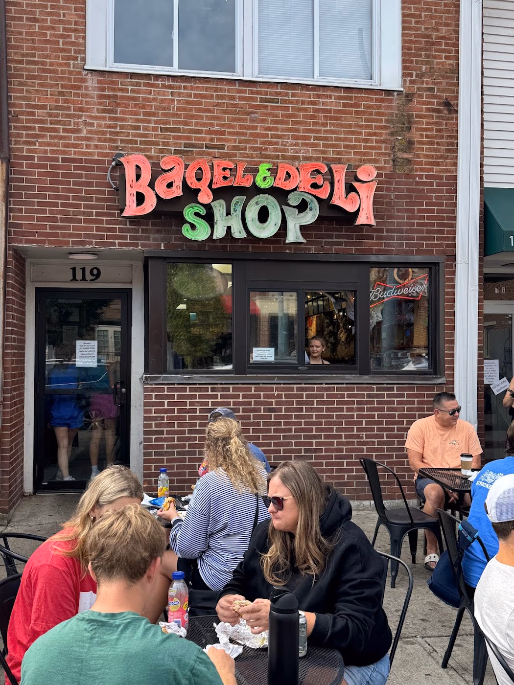 Bagel & Deli Shop