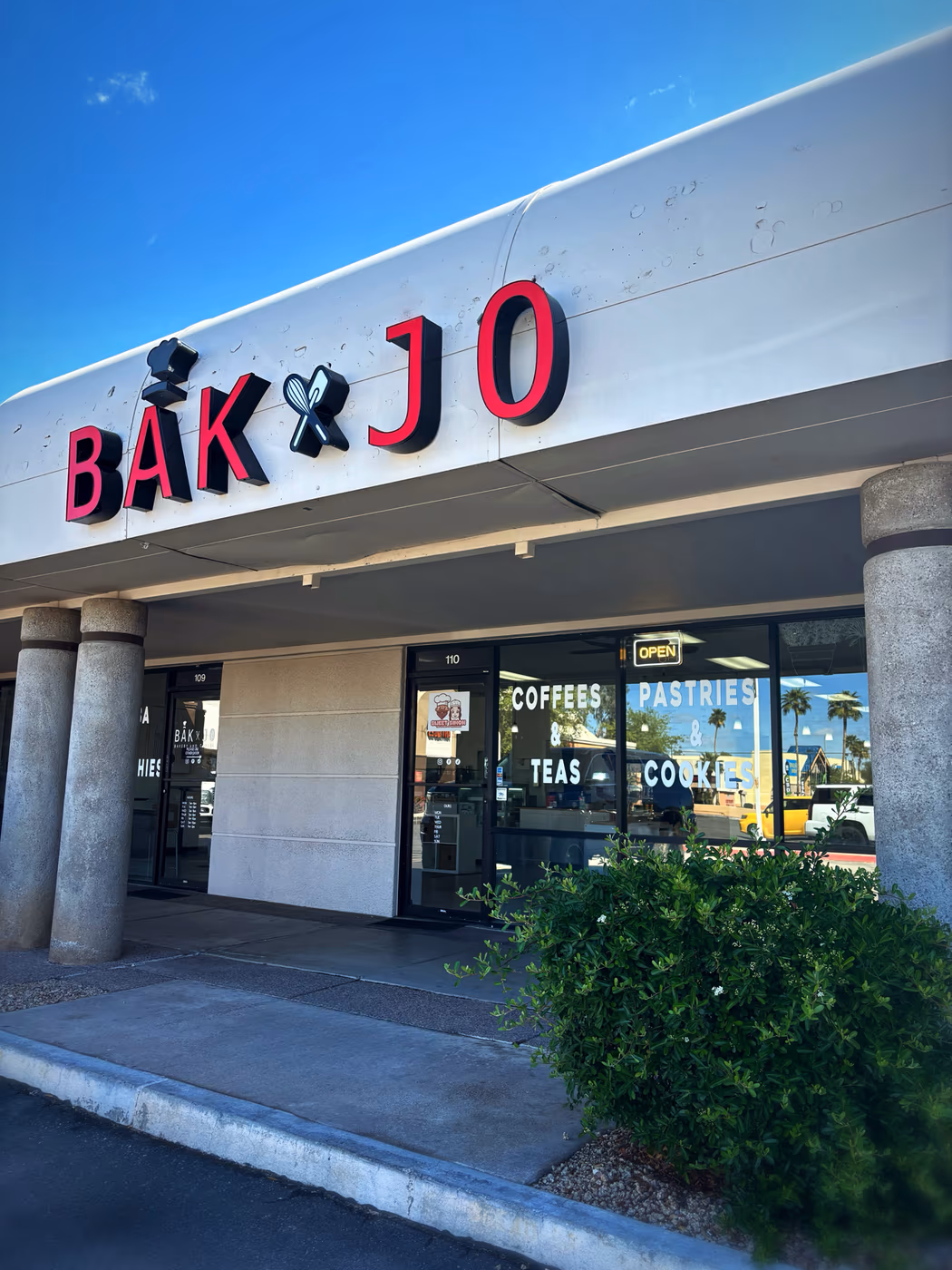 BAK&JO | Bakery and Coffee Shop