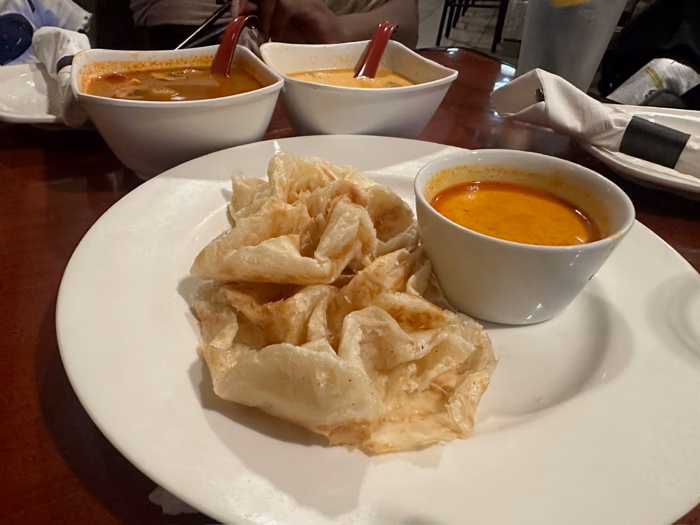 Banana Leaves Asian Restaurant & Sushi Bar photo 4