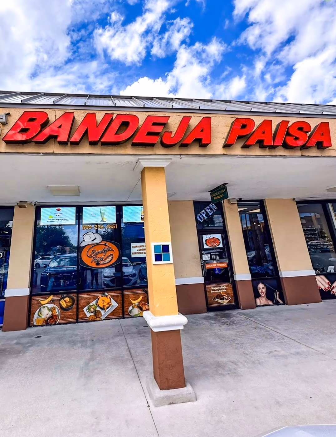 Bandeja Paisa Restaurant. Latin & Fast Food. photo 2