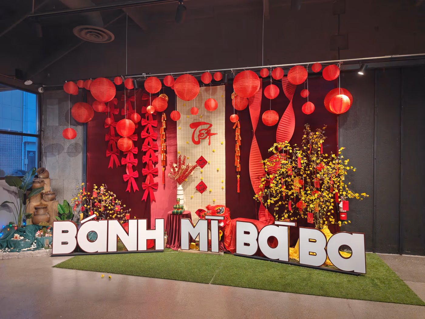 Banh Mi Ba Ba photo 2