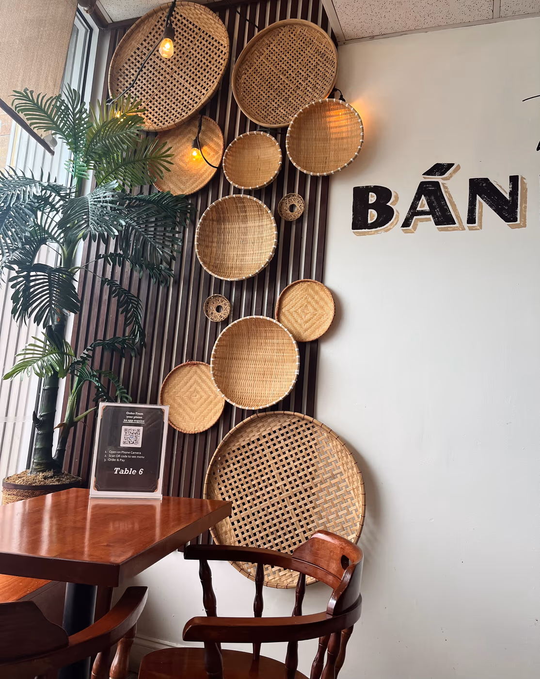 BANH MI OI