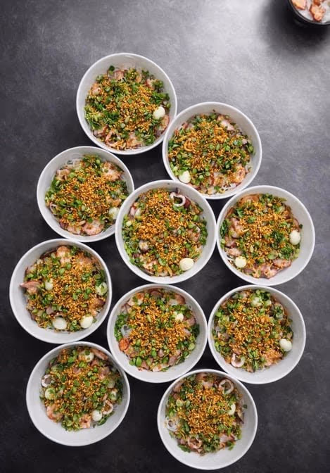 BANH MI XIN CHAO BAKERY photo 3