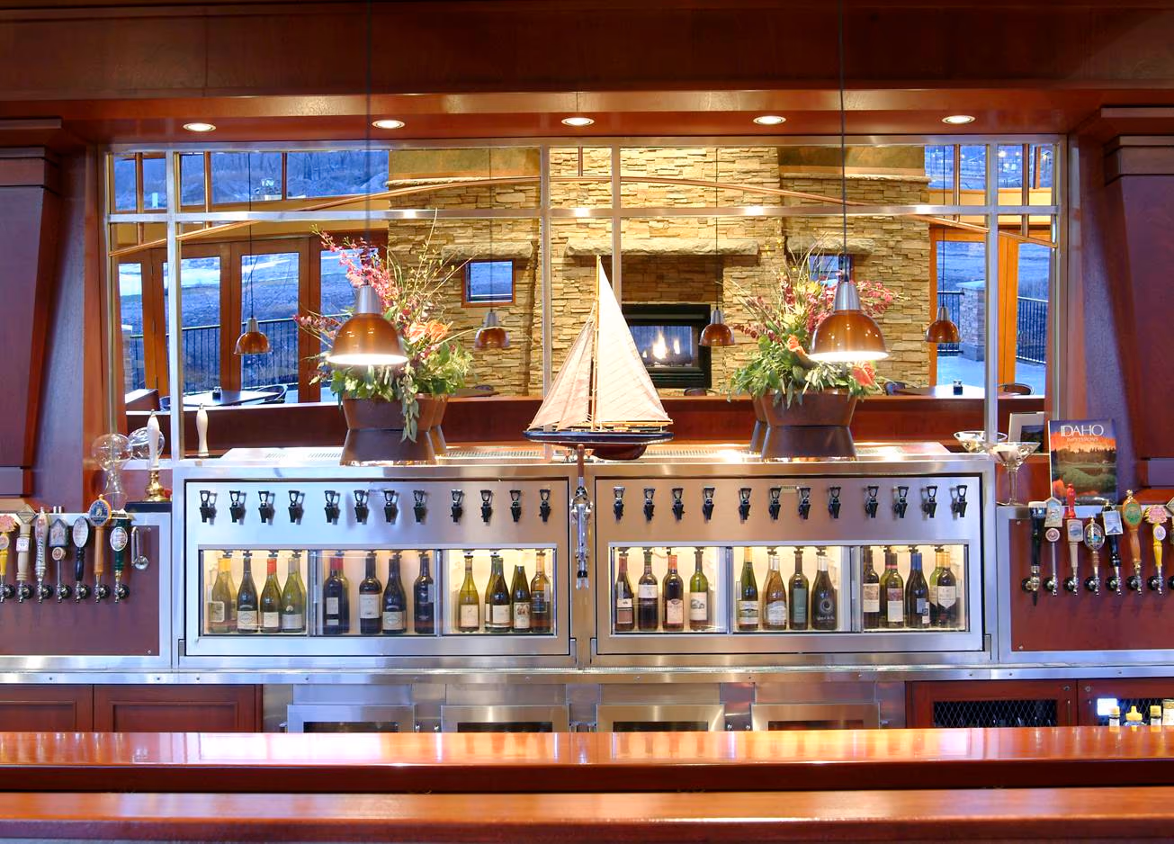 Bardenay Restaurant & Distillery