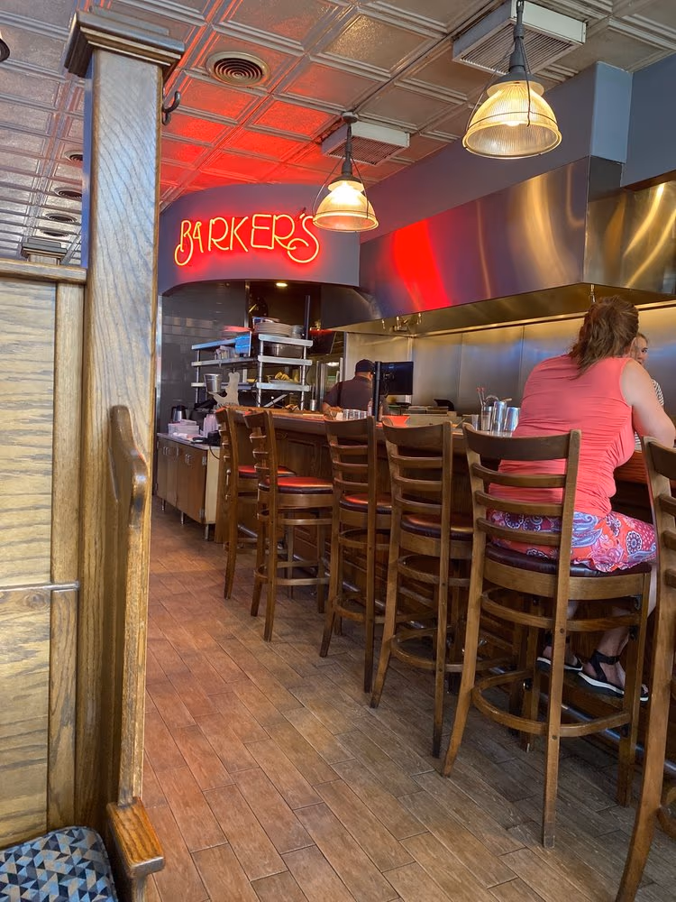 Barker's Bar & Grill