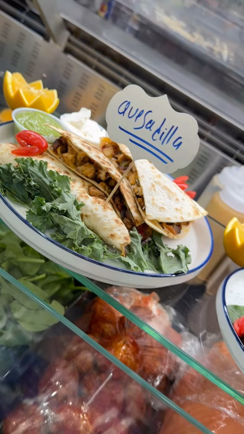 Beach gourmet deli photo 4