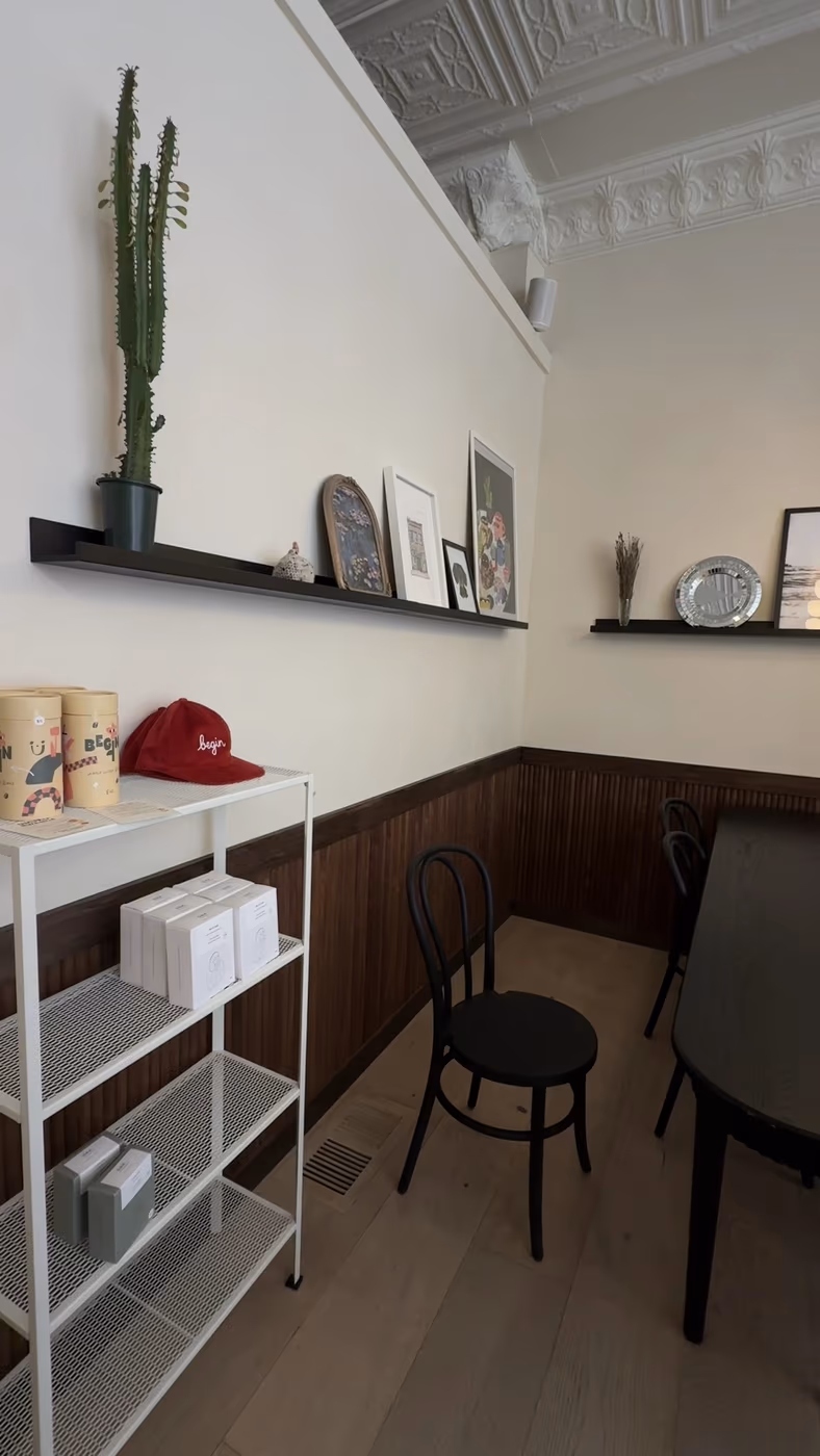 Begin Cafe photo 4