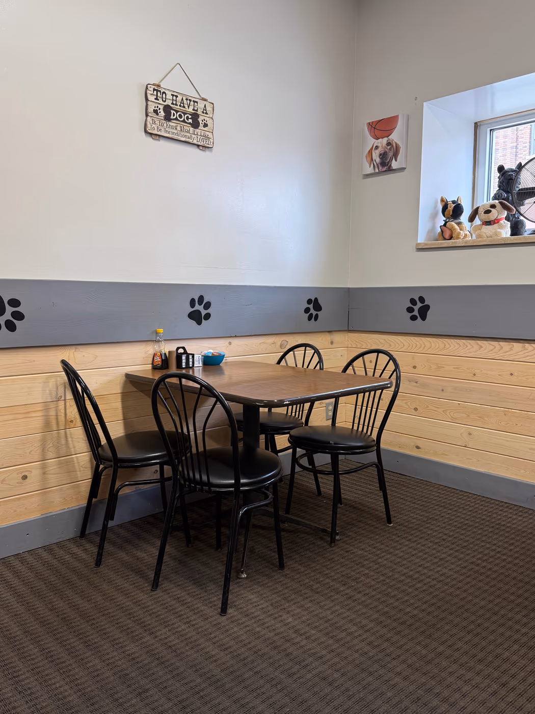 Big Dog Cafe photo 3