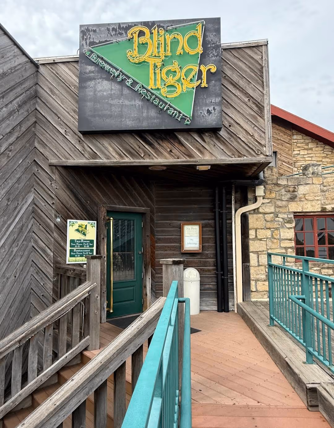 Blind Tiger Brewery & Restaurant