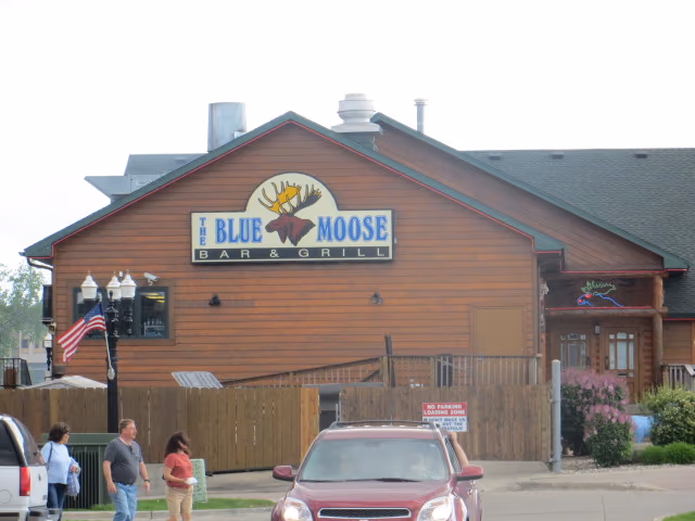 Blue Moose Bar & Grill