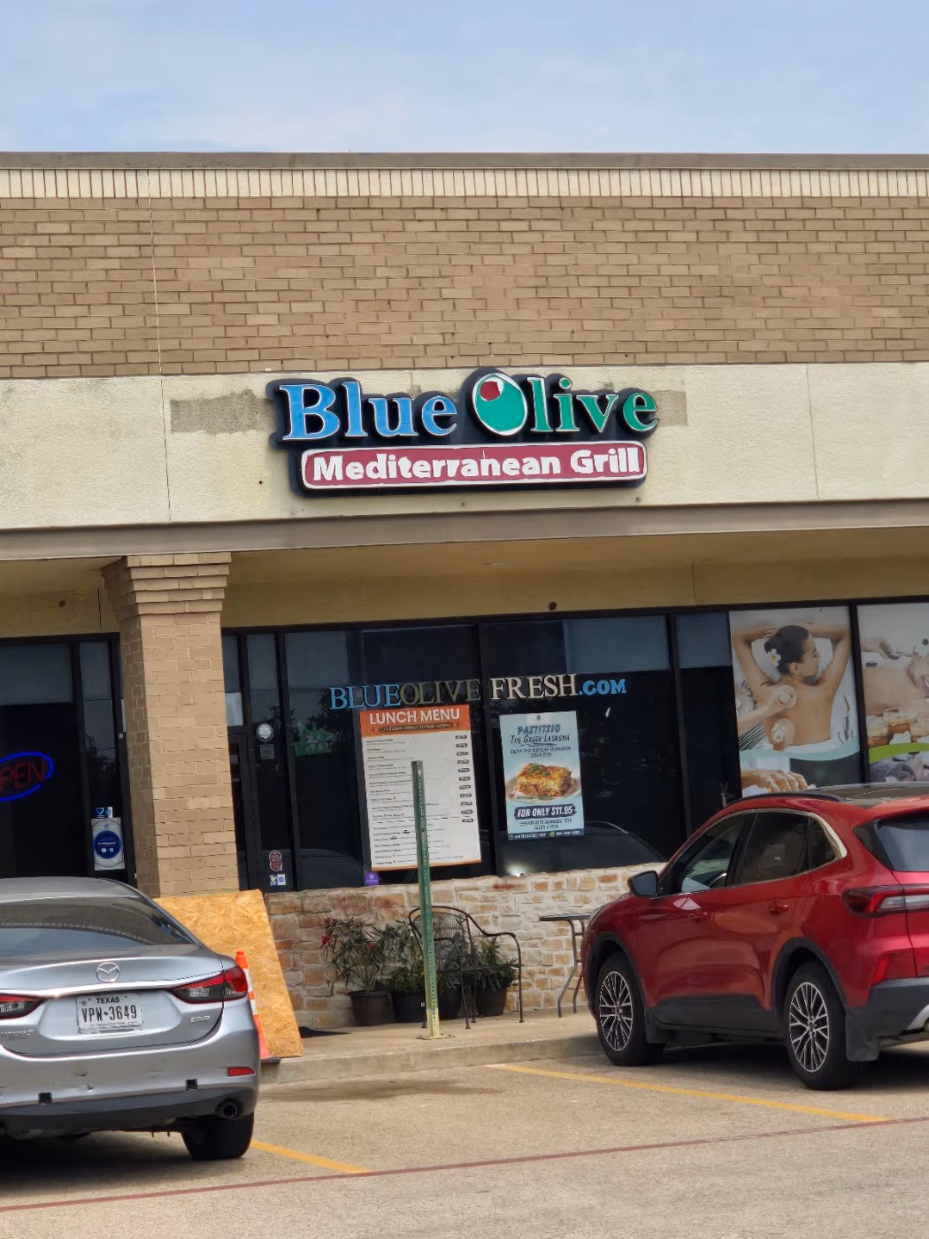 Blue Olive Grill photo 3
