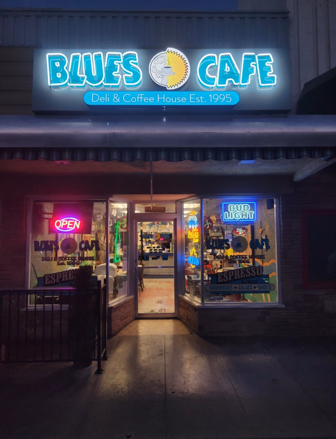 Blues Cafe photo 4