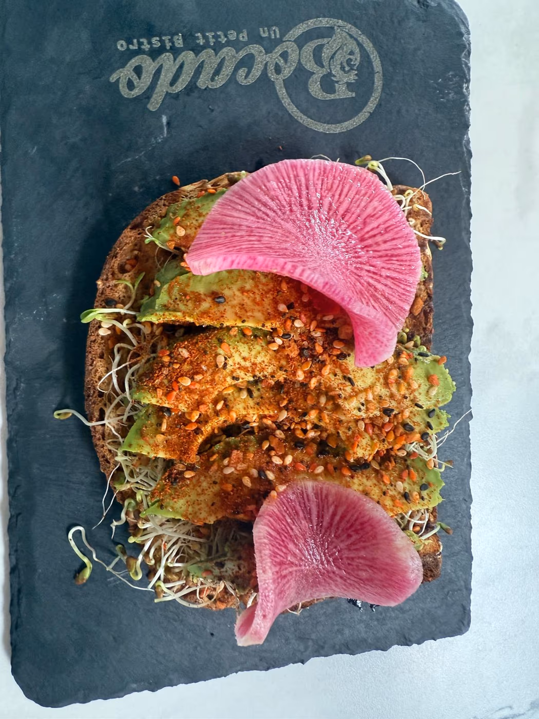 Bocado: Un Petit Bistro