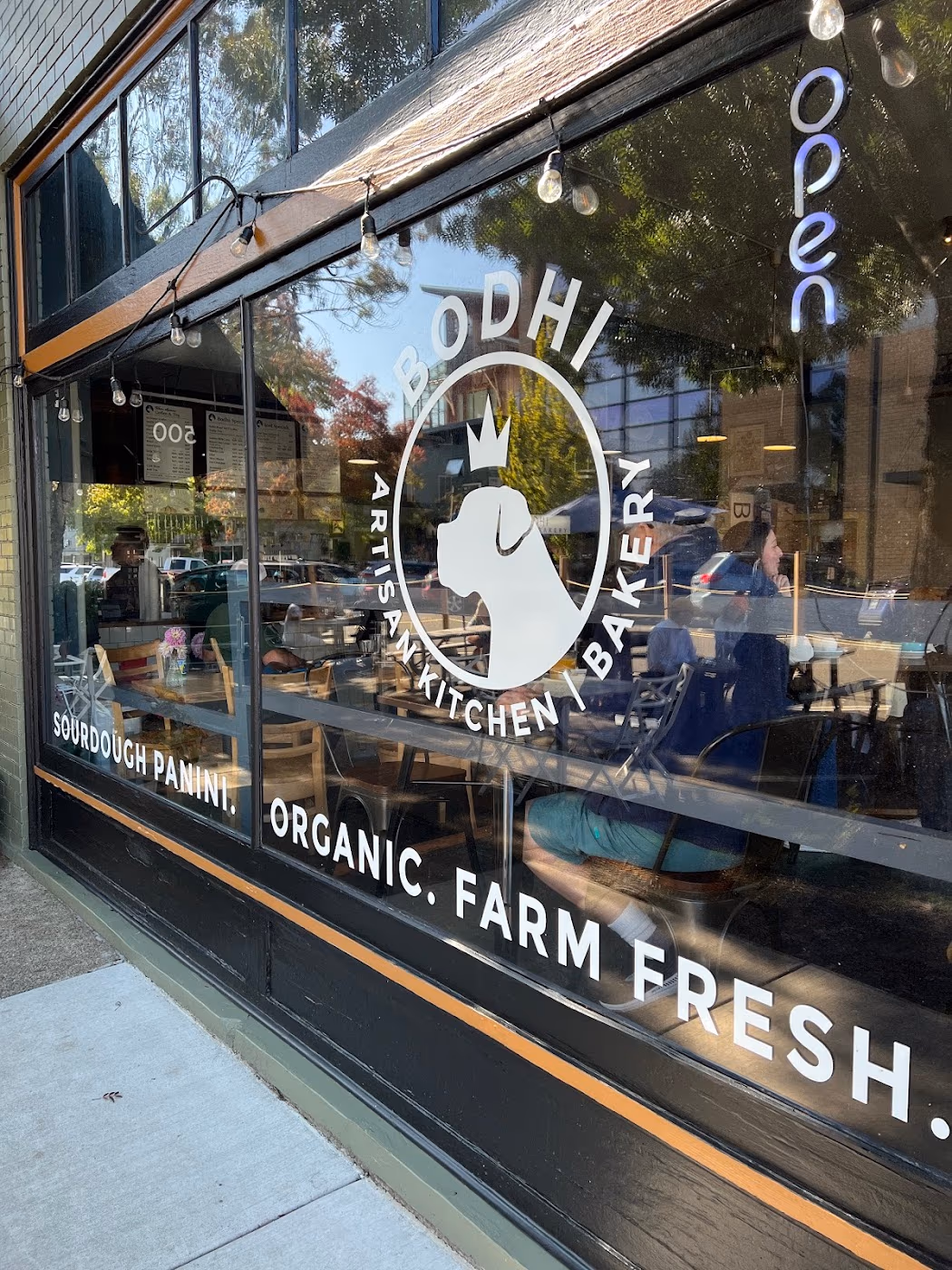 Bodhi Cafe / Bakery