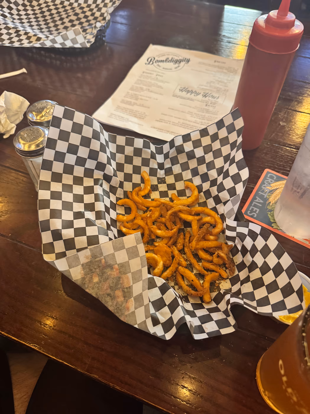 bombdiggity Dogs Burgers & Brew