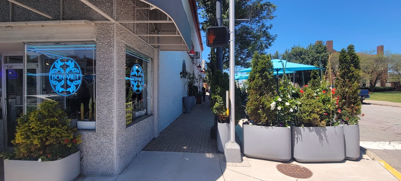 BON VIET Bar and Restaurant photo 2